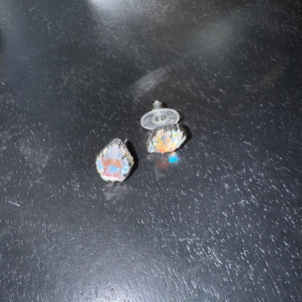 Kendra Scott earrings